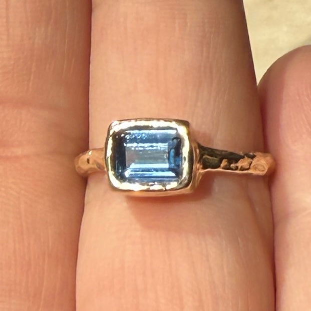 Sapphire and Gold Ring